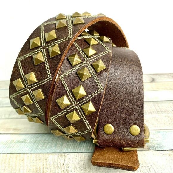 GUESS BROWN STUDDED GENUINE LEATHER HOOK BUCKLE CASUAL WOMEN'S BELT M/L/34 (R24 - Picture 5 of 9
